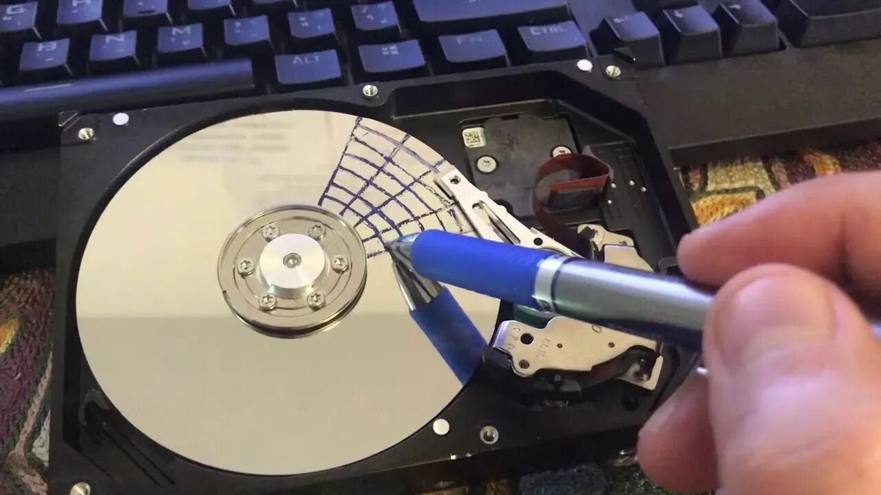 Seek time. Access time HDD. Access time in SSD Blue ray. Покажи большую ашку диску.