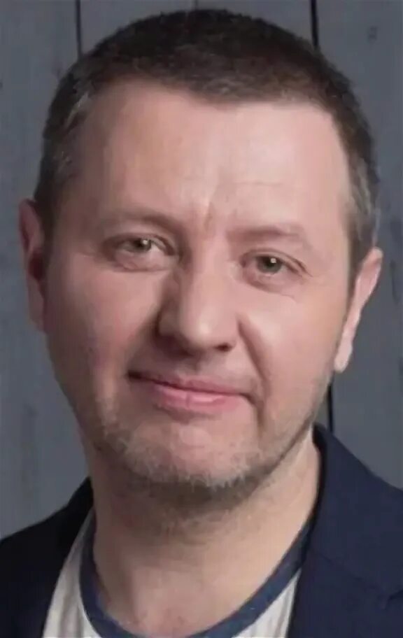 Котлярский актер владислав биография и личная жизнь Тернистый путь к звездной роли, сбежавшая невеста и счастливое отцовство "Карпов