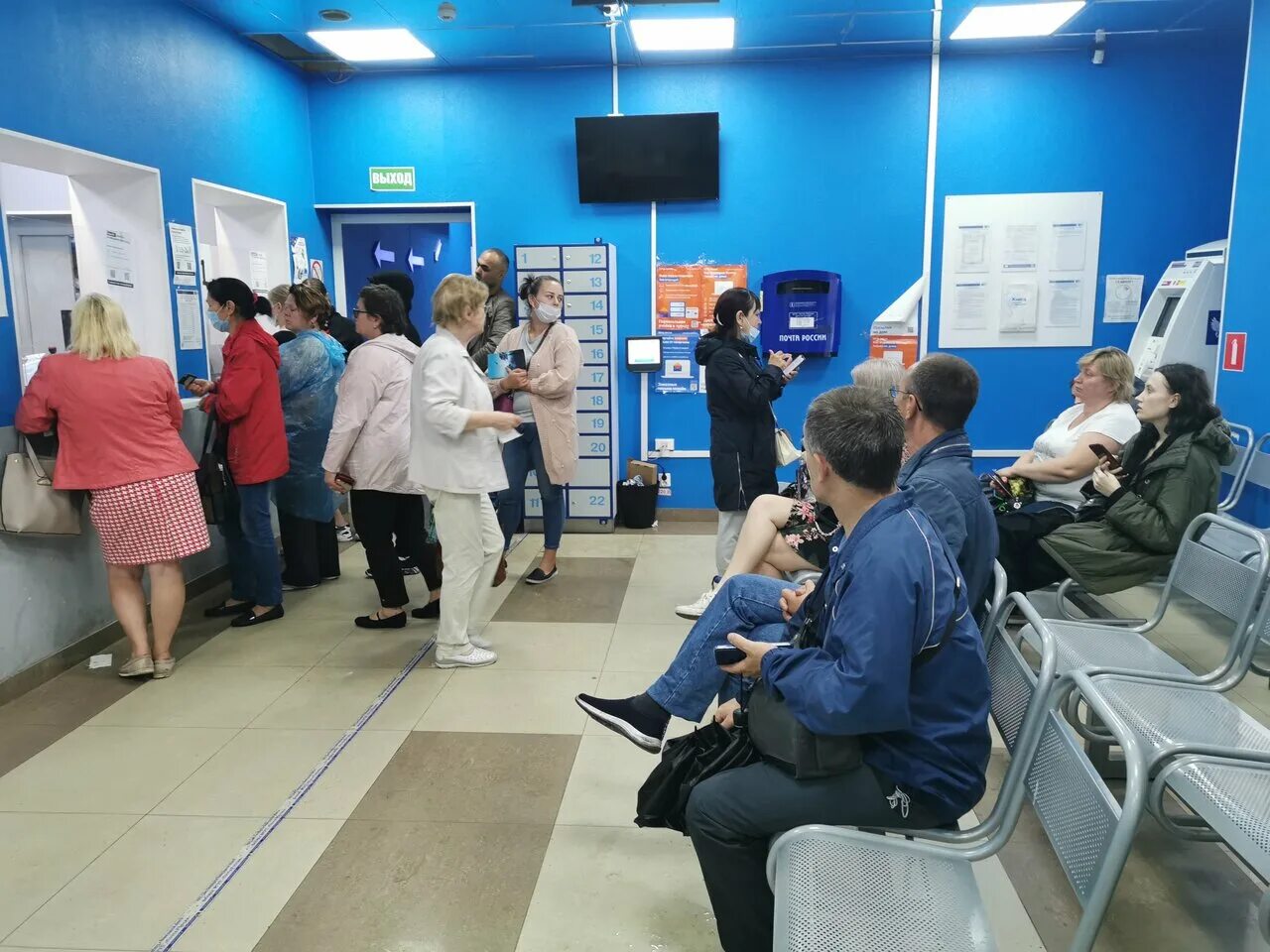 Мурино отделения связи. Мурино отделения связи. Сбербанк девяткино. Ул центральная 46 мурино. Мурино, центральная улица, 46.