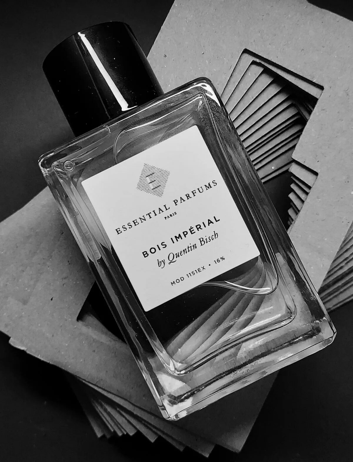 Парфюм Буа Империал Эссеншиал. Бойс Империал Парфюм. Essential Parfums Paris bois Imperial. Quentin bisch bois Imperial Essential Parfums. Bois imperial limited