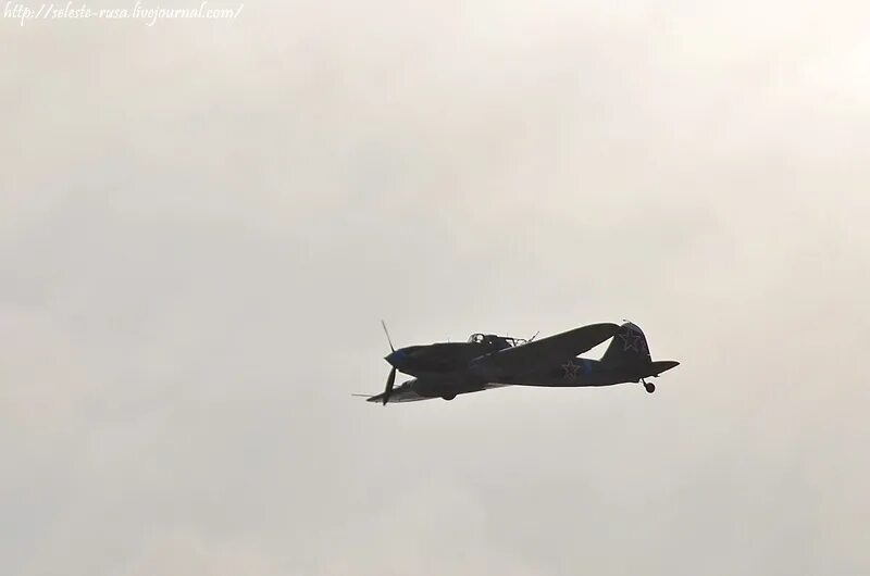 Полёт на параплане самара. Bratica самара полет. Флайбординг гурзуф. Самолеты над самарой. Летают самара.