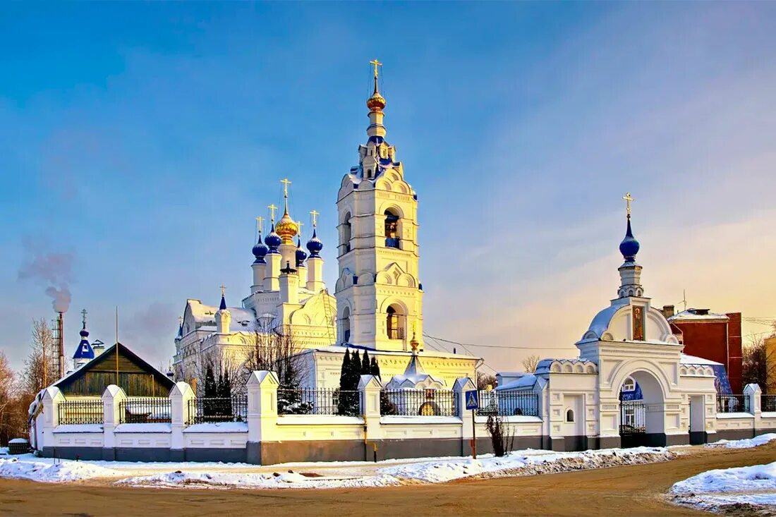 Какие достопримечательности есть в иваново. Преображенский храм иваново. преображенский храм белая церковь иваново.