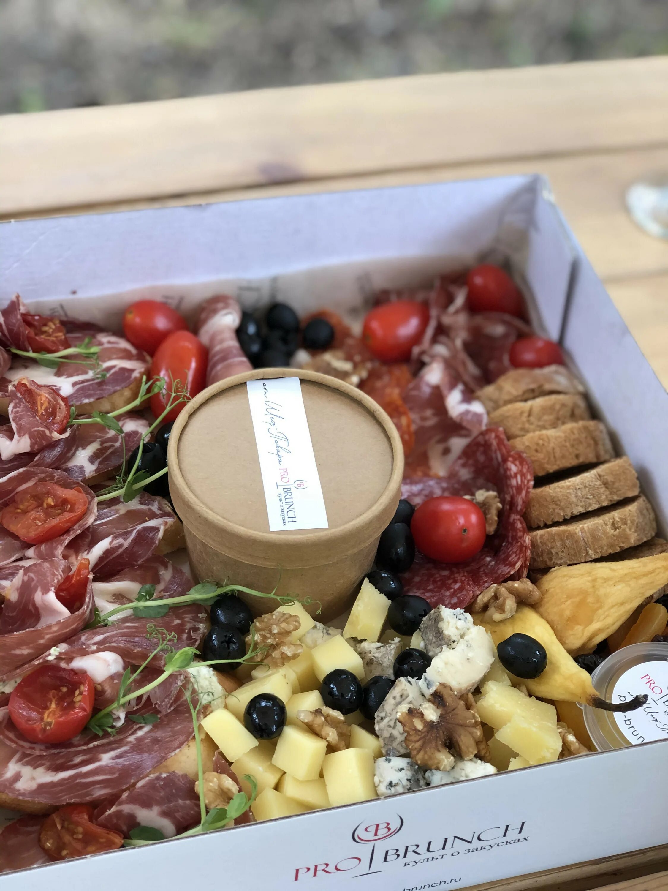 Боксы с закусками. Шведский завтрак. Морской сет. Гастробокс к вину. Про бранч ставрополь.