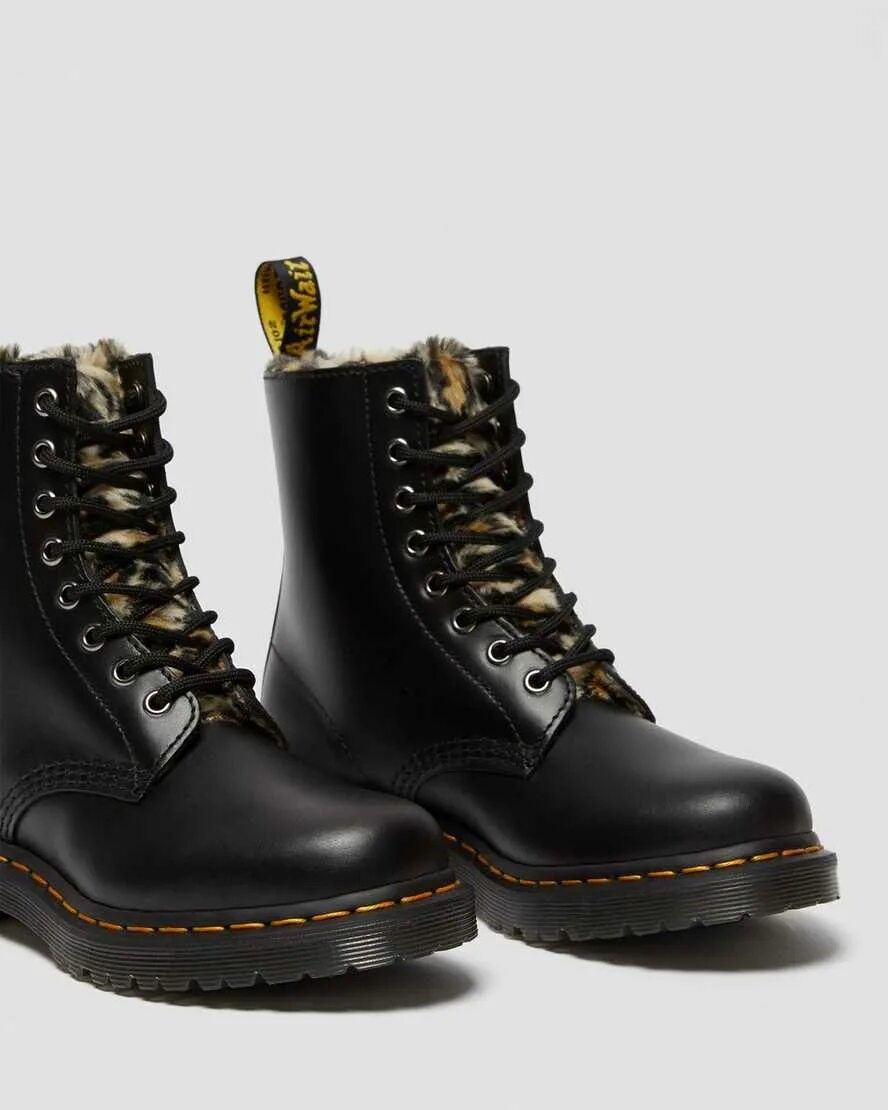 Ботинки доктор мартинс женские. Ботинки доктор мартинс зимние. Martens 1460 serena. Ботинки доктор мартинс зимние. Dr.
