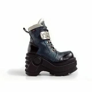 Destroy boots