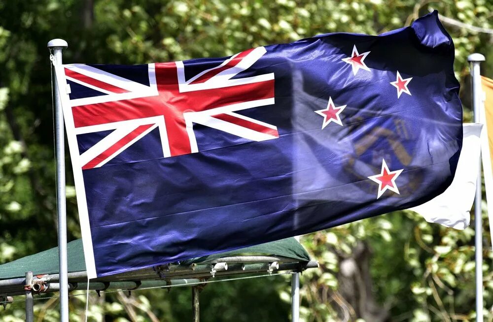 Флаг новой Зеландии. Флаг новой Зеландии флаг новой Зеландии. Флаги Штатов новой Зеландии. Новая Зеландия политика.