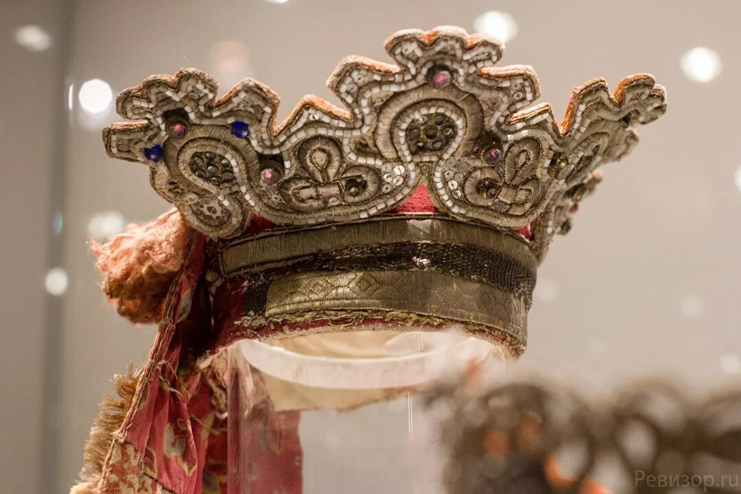 жемчужный кокошник оружейная палата. венец убор. венец убор. кокошник костромской губернии. архангельский кокошник.