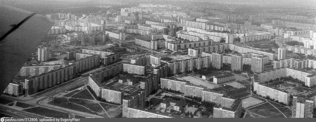 Северный угол. Ждановский район Ленинграда. Выборгский район Ленинграда. Комендантский аэродром в СПБ 80-Е годы. Смольнинский район Ленинграда.