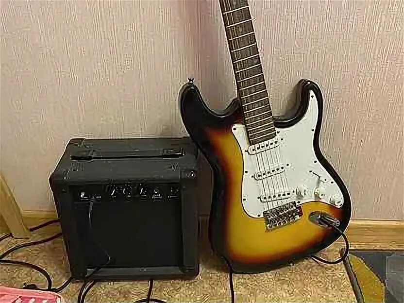 Электрогитара комбик бу. Комбик fender champion 20. Электрогитара комбик бу. Электрогитара с комбиком фото. Гитара с комбоусилителем с алиэкспресс.