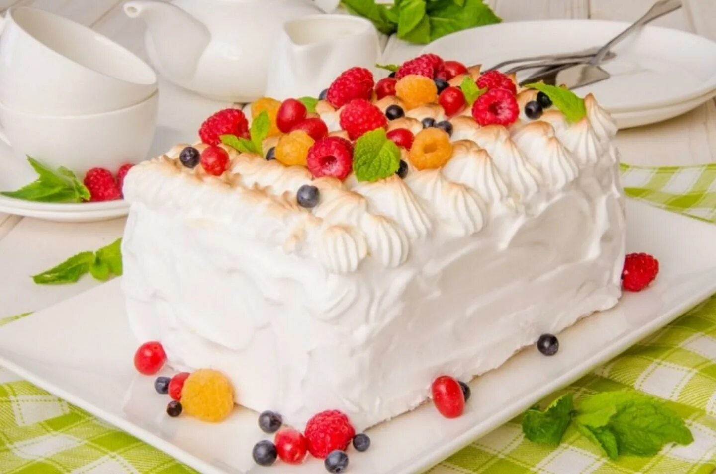 Вкуснейший торт пломбир. Торт-мороженое венетто. торт мороженое аляска. торт ягодный пломбир. торт мороженое пломбир.