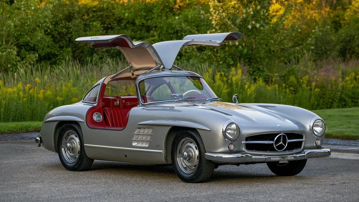 Мерседес 300сл. Mercedes gullwing 300. Mercedes-benz 300 sl gullwing (w198). Mercedes 300sl gullwing. Mercedes-benz 300sl gullwing coupe.