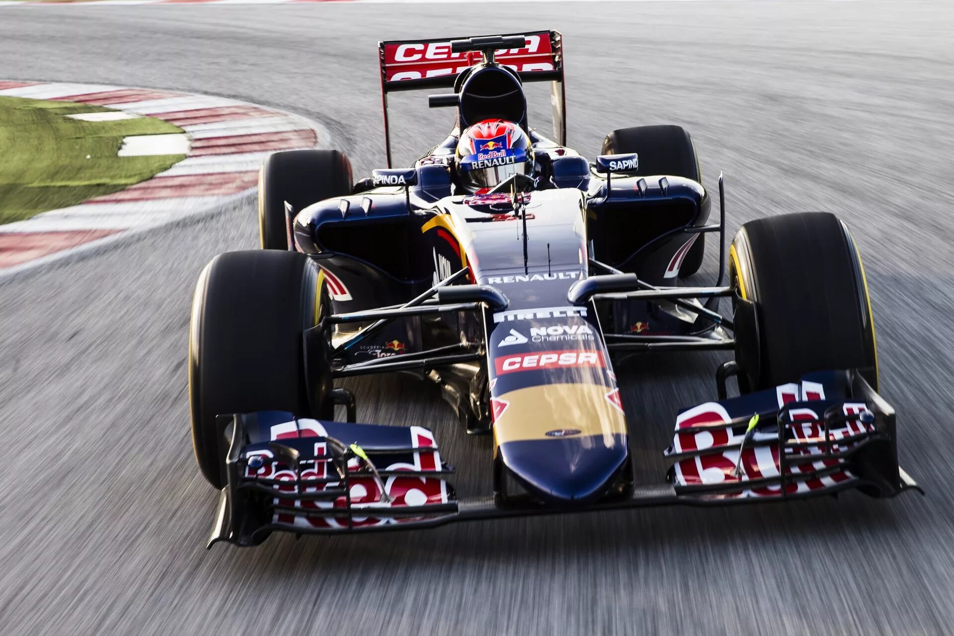 Картинки формула 1. F1 2015 Toro Rosso. Toro Rosso 2015. Red bull f1 2015. Формула 1 Toro Rosso.