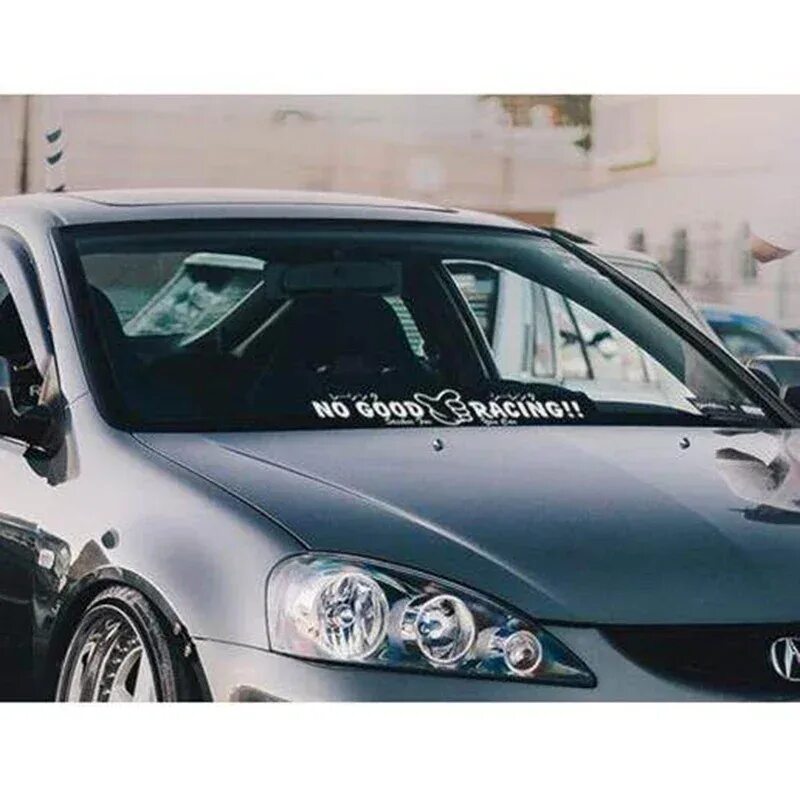Наклейки на лобовом стекле японских автомобилей. Jdm наклейки на лобовое. Японская наклейка на лобовом стекле. Японская наклейка на лобовое. Наклейки на японских автомобилях.
