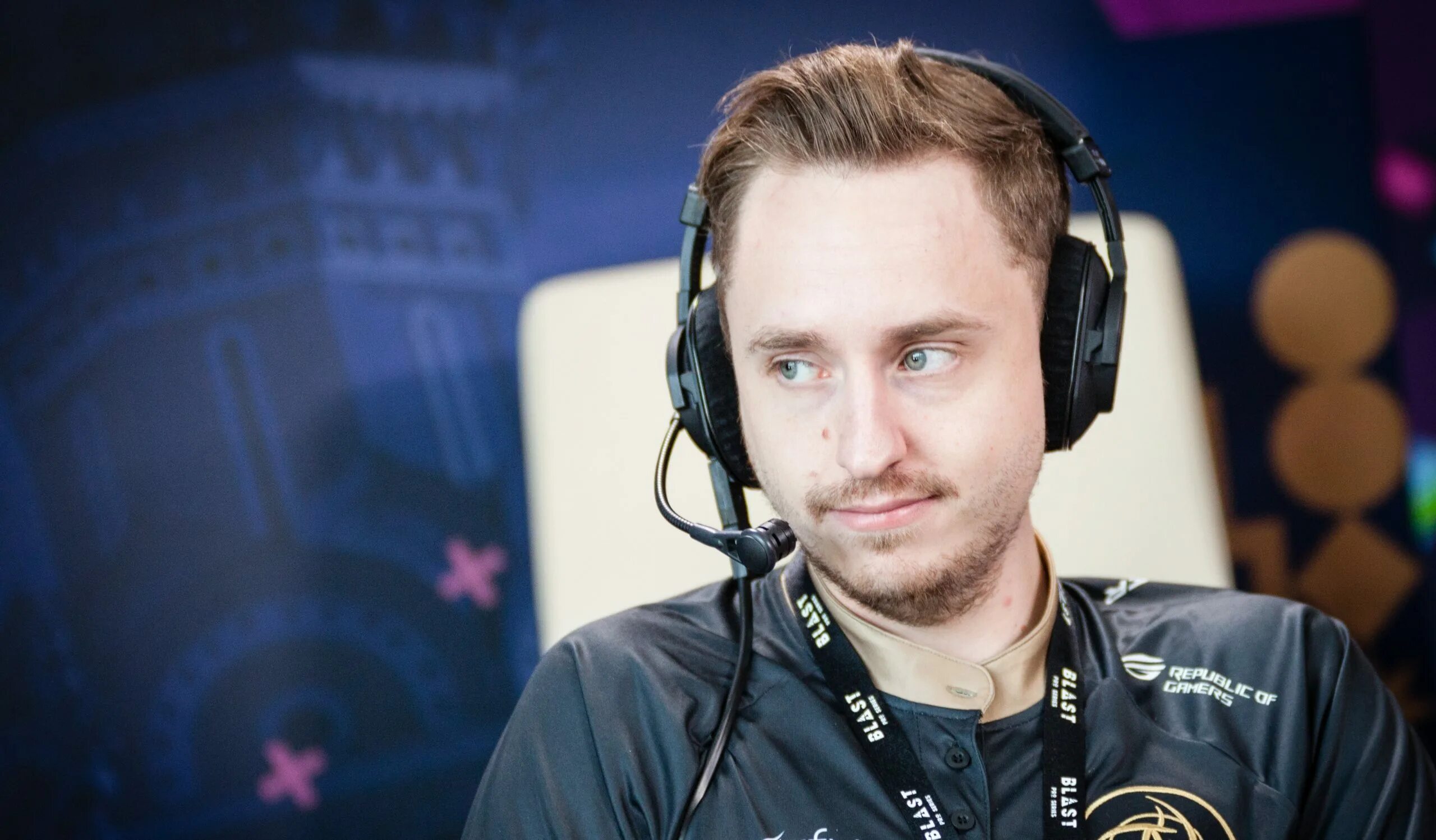 Get right away. Кристофер алесунд. get right. гет райт кс го. nip get_right.