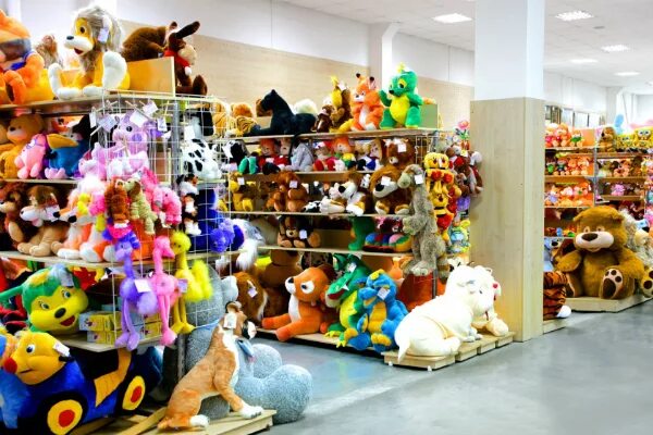 В каком магазине игрушек можно купить. Магазин игрушек Рич Фэмили. Рич Фэмили Санкт-Петербург. Магазин игрушек в Новосибирске Рич Фэмили. Магазин Рич Фэмили игрушки для детей.