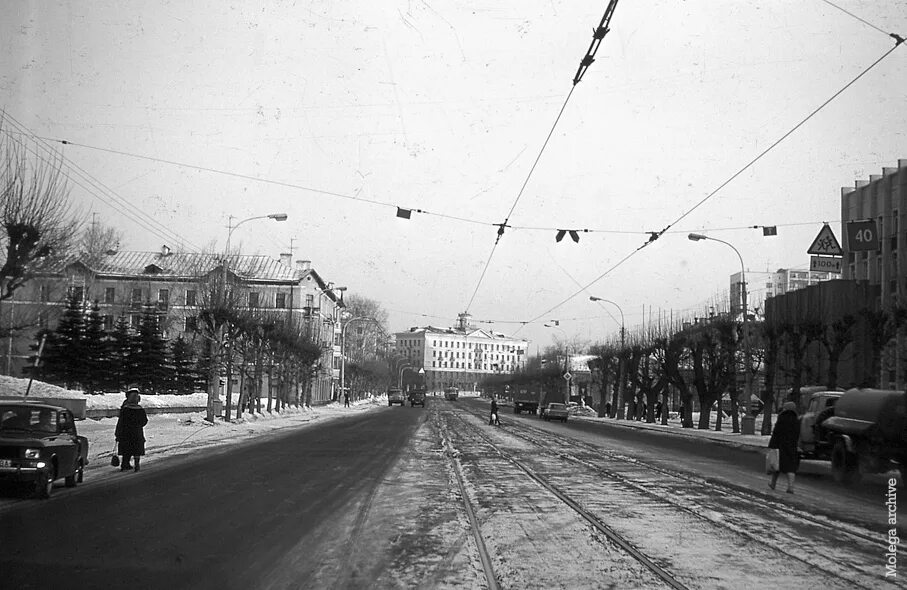 Московские. Улица московская екатеринбург. Свердловск. Екатеринбург улицы. Старый екатеринбург горсовет.