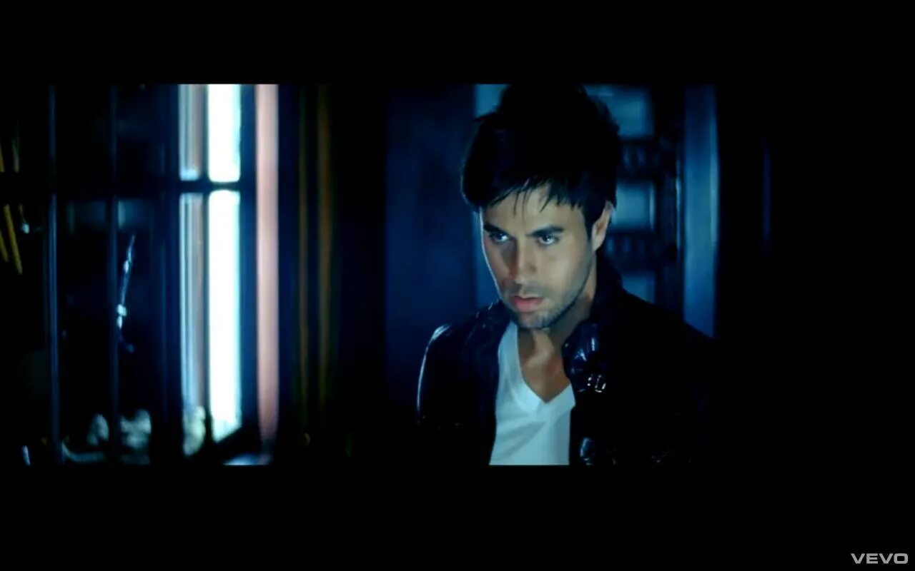 I'm not through lovin' you. энрике иглесиас тунайт. Enrique iglesias feat. Being and of a tonight. энрике иглесиас тунайт.