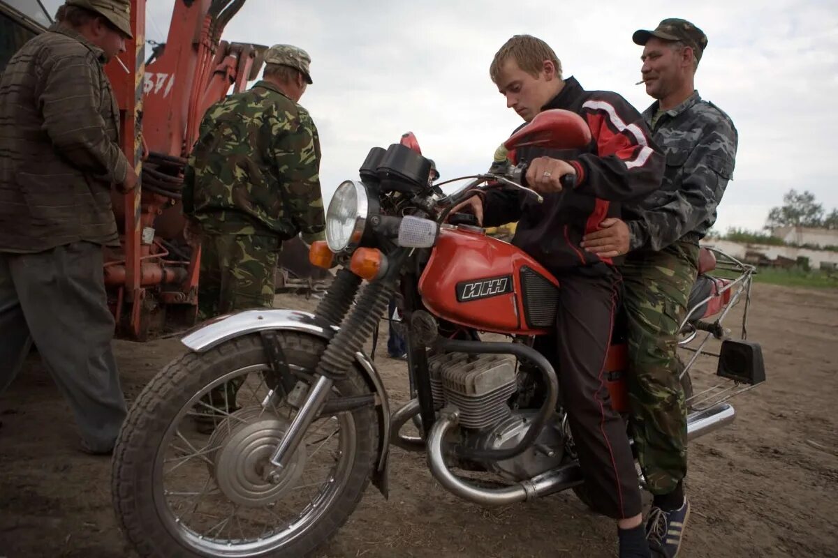 Рп5 шипуново алтайский край. Село Шипуново Сузунский район. Мотоцикл для села. Шипуново Сузунский район Новосибирская область. Шипуново школа Сузун.