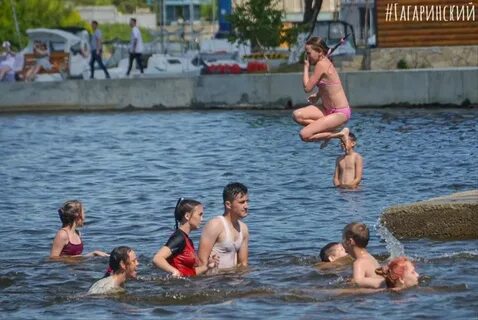 В начале августа жара