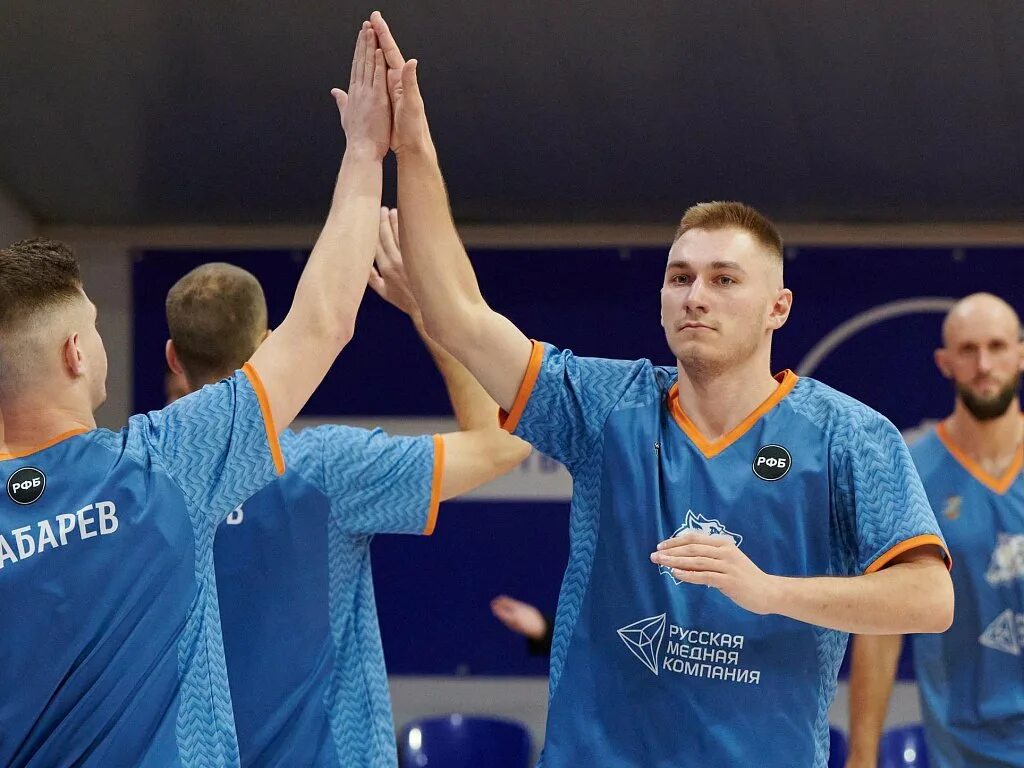 Сборная росси по баскетболу баскетбольная команда россии 2022. Лагерь рфб. Сборная россии по баскетболу 2022. Мужская команда по баскетболу. Эмблема федерации баскетбола россии.