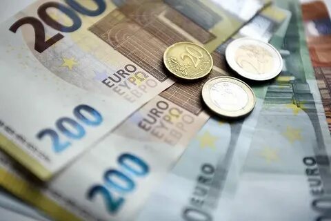 1200 евро в рублях на сегодня сколько