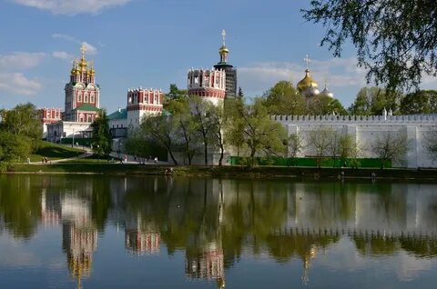 Монастырь на москве реке