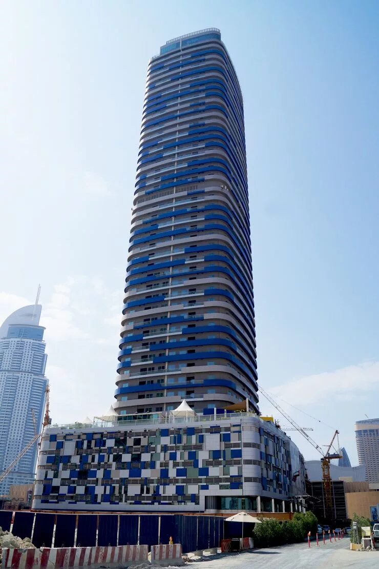 Damac maison aykon city dubai. Башня damac sabha. Damac maison. Damac дубай. Отель damac дубай.