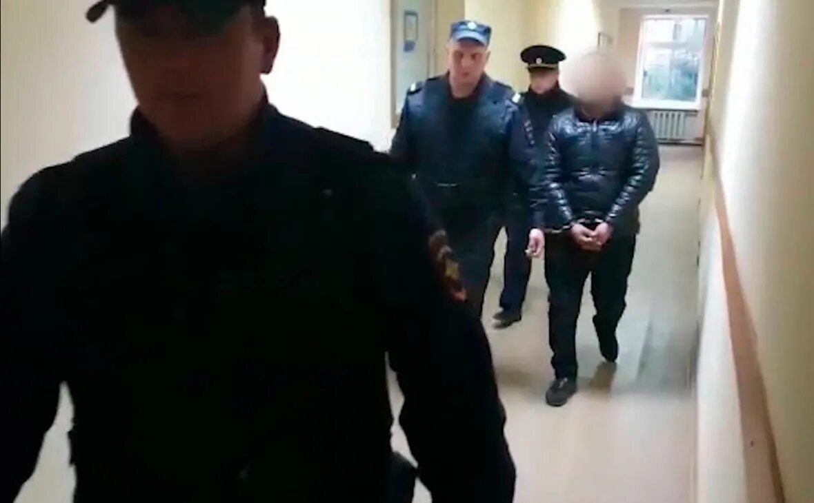 Застрелил мигранта