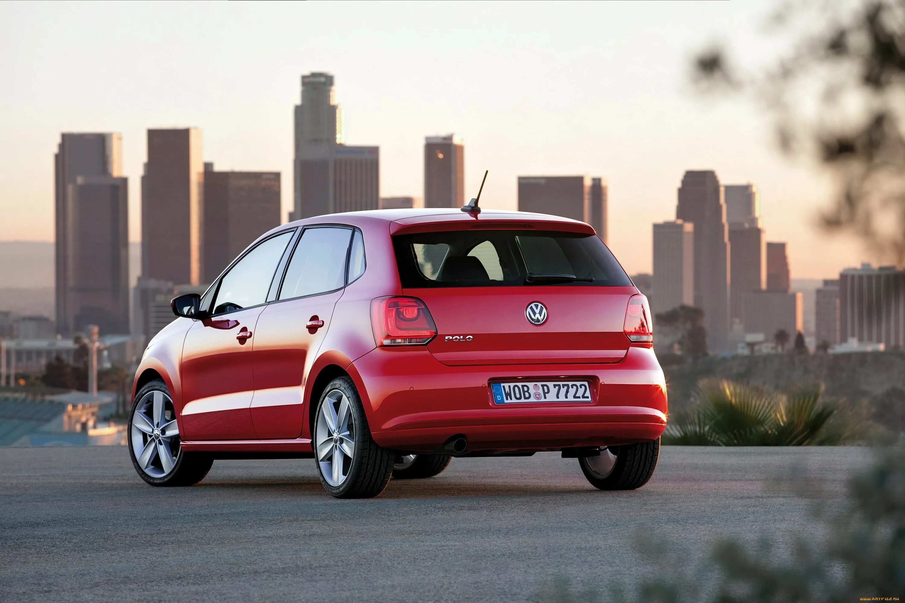 Фольксваген фото. VW Polo Hatchback 2020. Volkswagen Polo хэтчбек 2020. Volkswagen Polo 2009 хэтчбек. VW Polo хэтчбек 2020.