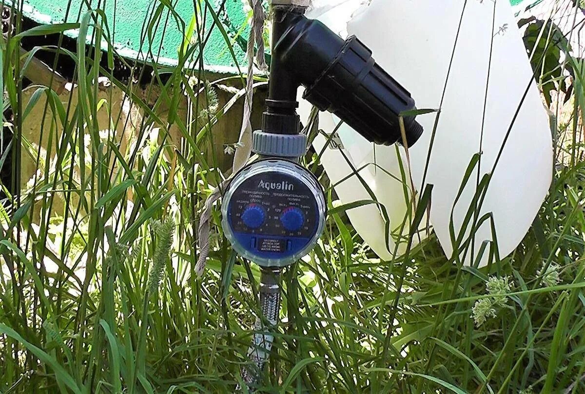 Таймер для капельного полива жук. Таймер полива механический шаровый. Таймер капельного полива для бочки. Green helper ga-322s. Насос для бочки с таймером.