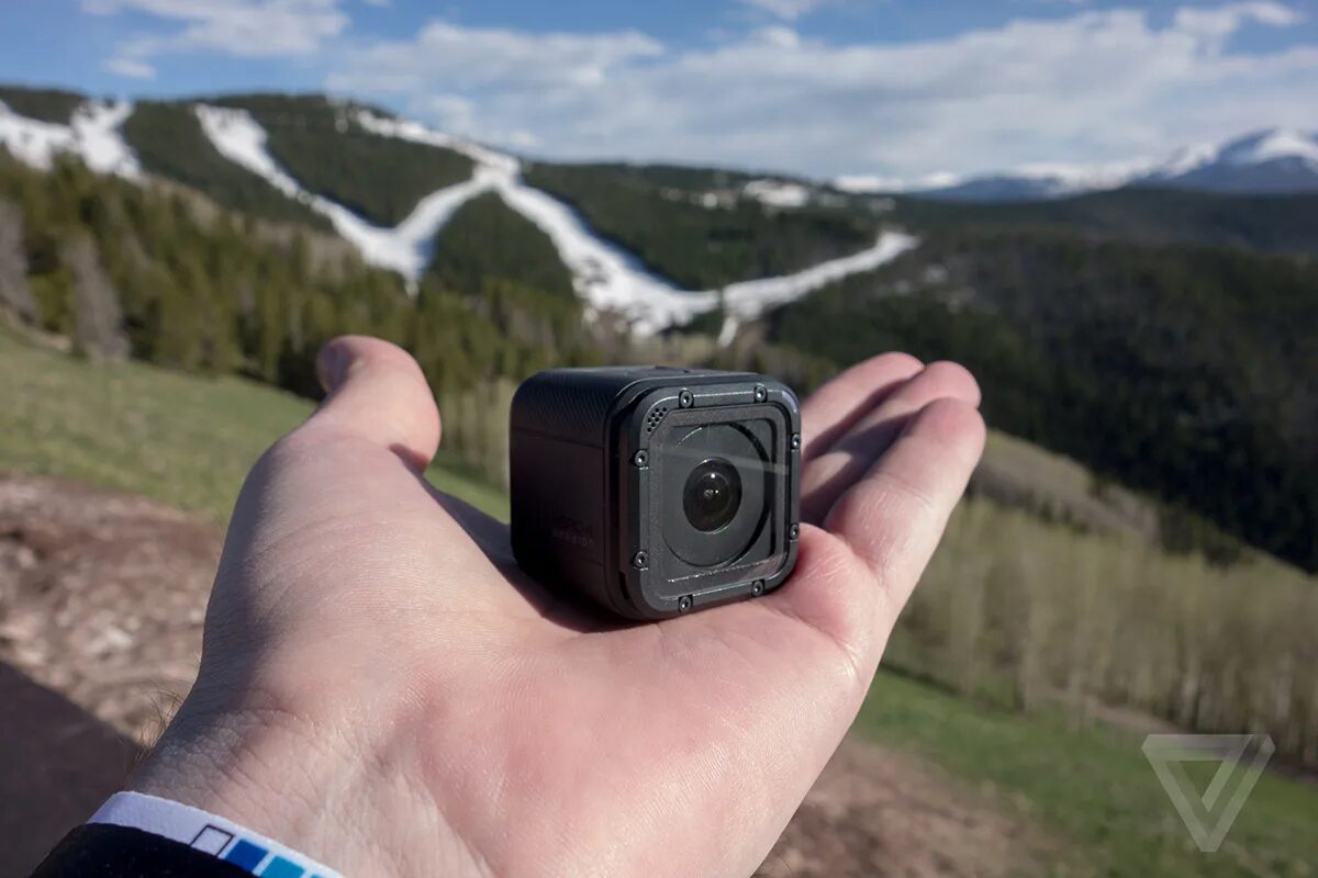 Av4 session. Камера gopro hero4 session. gopro hero 4. gopro session 4. камера gopro hero4 session на шлем.