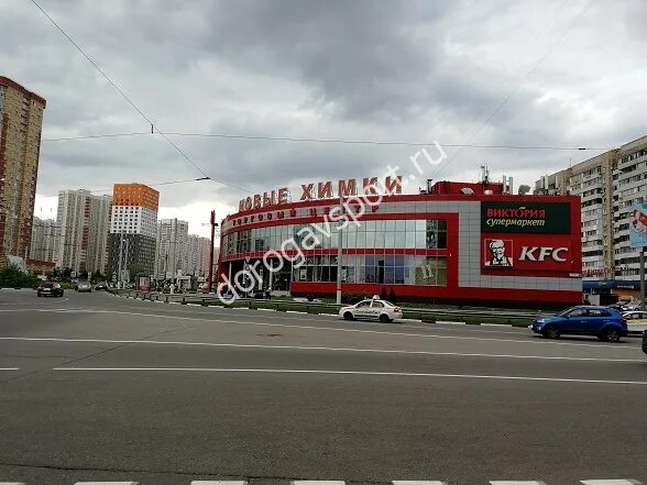 Центр новые химки. Торговый центр набережный в химках.