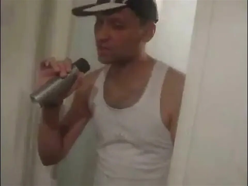 Фактор 2 на балконе. Фактор-2 а на балконе мы. Фактор 2 на балконе. Фактор-2 на балконе мы одни песня. Парень зажигает сериал.