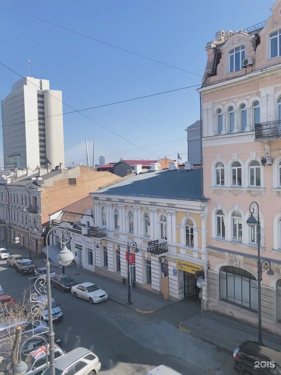 Владивосток светланская. Гостиница тихий океан владивосток. Владивосток светланская улица 90. Владивосток светланская улица 90. Светланская 90 владивосток.