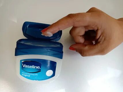 Where Did The Rumor Start That Vaseline Makes Your Lips Bigger? 