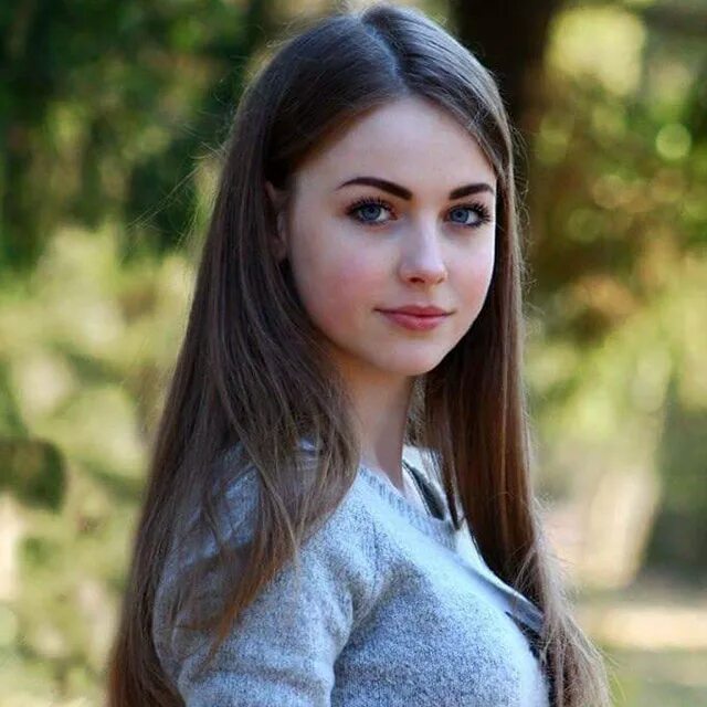Обычная девушка. Девушка обчлая. Девушка 30 лет. Обычные домашние девушки. Милая девушка.