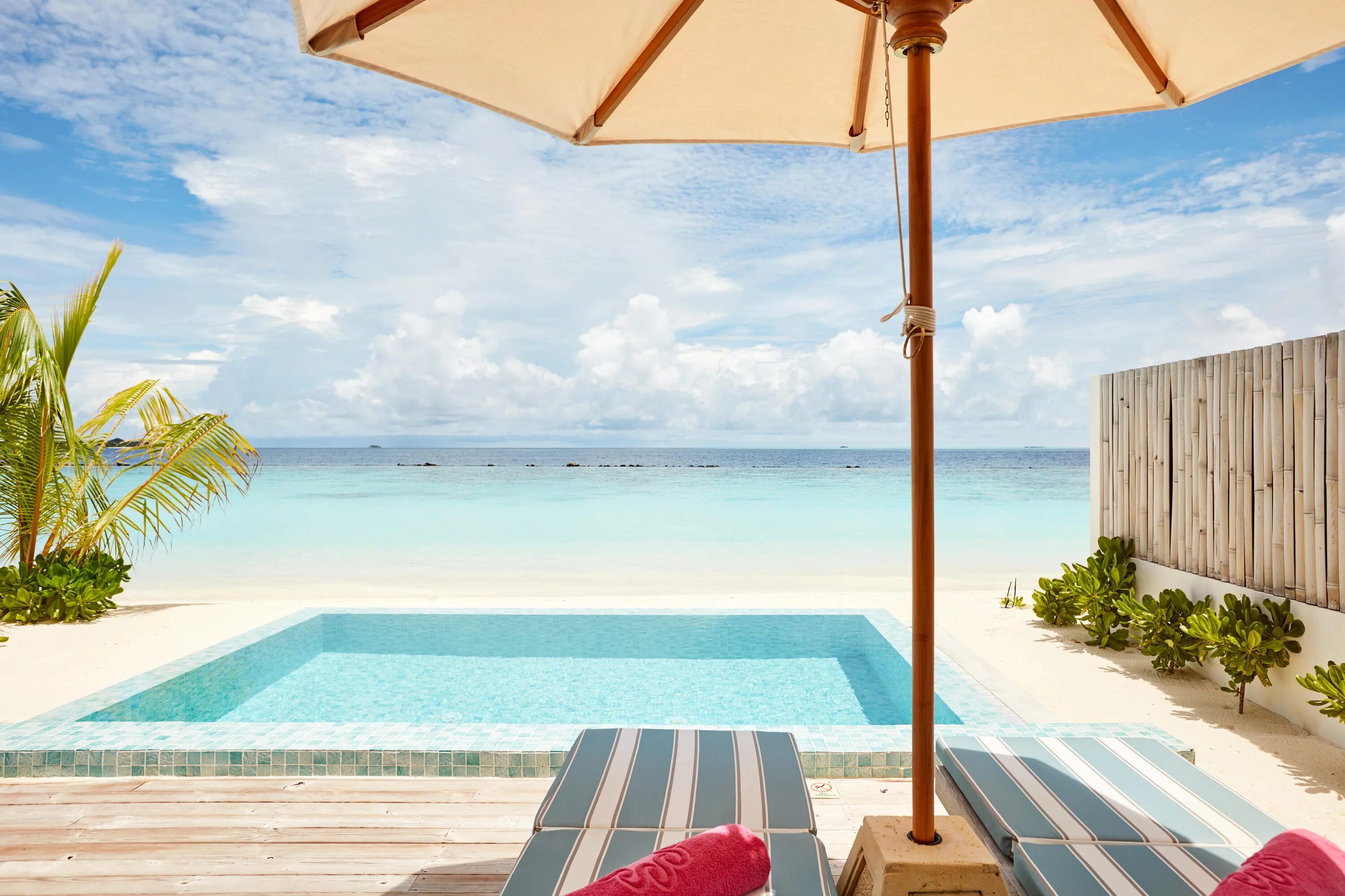 Мальдивы heritance aarah. Sun siyam iru veli maldives. Siyam iru veli 5. Sun siyam iru veli maldives 5. Мальдивы sun siyam iru veli.