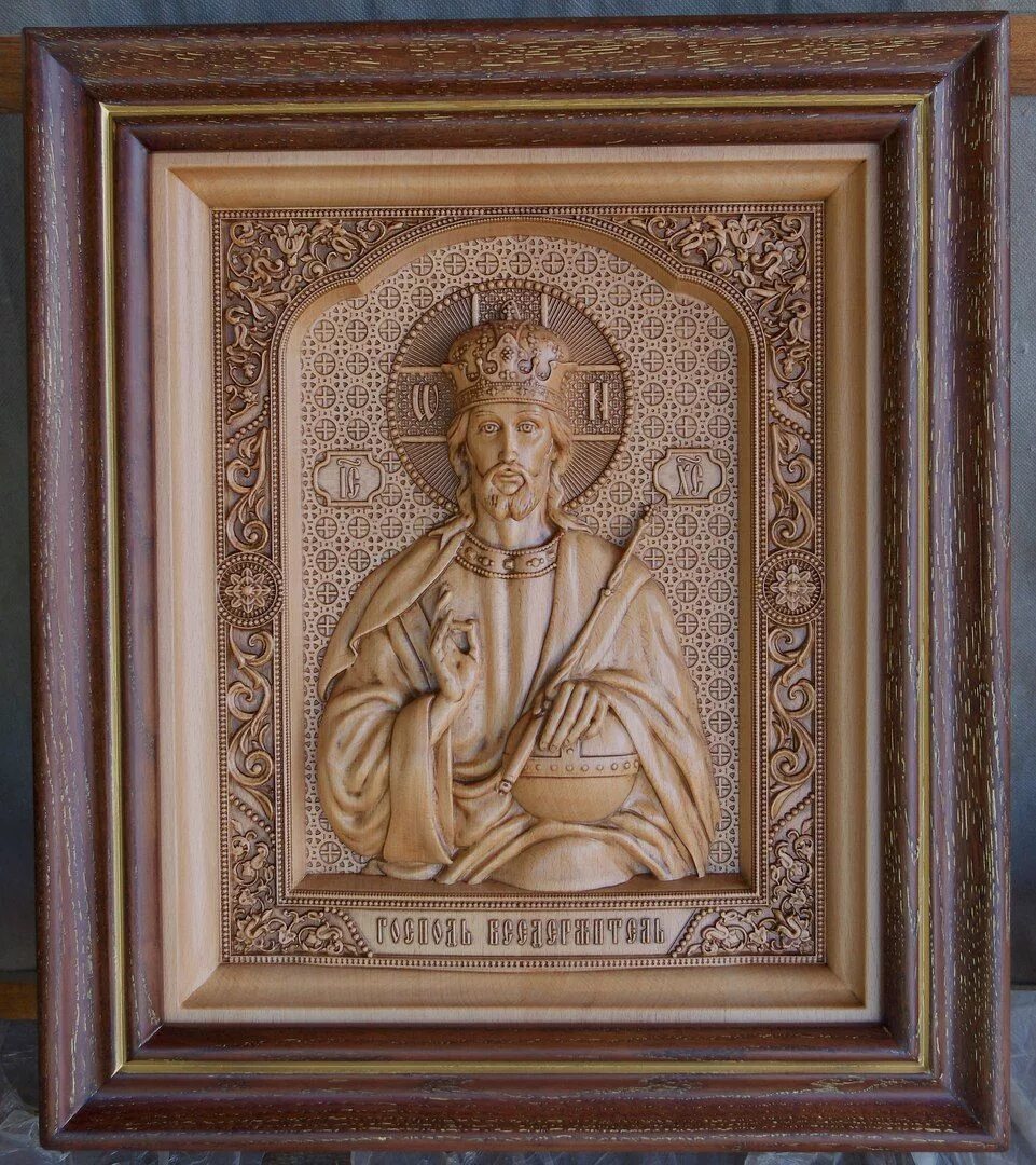 Иконы чпу. Иконы из дерева. Иконы владимирская богоматерь в окладе. Резьба по дереву иконы. Икона на чпу из дерева.