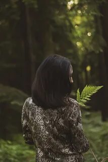 Женщина за 40 без лица