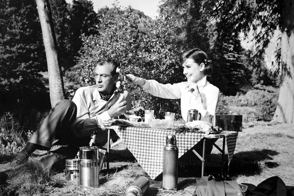 Then in the afternoon. Любовь среди дня (1957). Любовь после полудня Флэнаган. За кадром фильма любовь после полудня. Полудня.