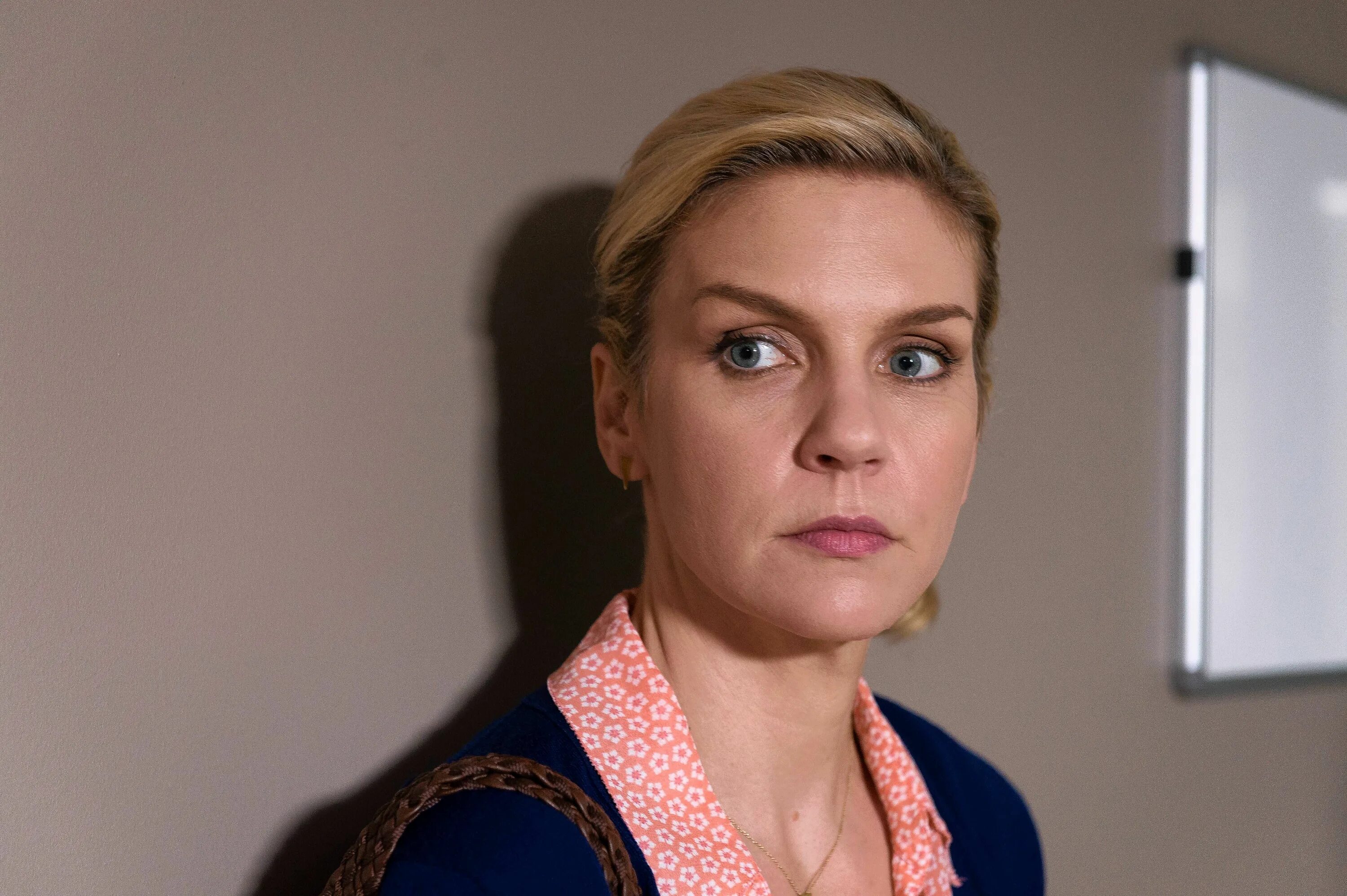 Рэй сихорн лучше звоните солу. Рэй сихорн rhea seehorn. Рэй сихорн rhea seehorn. Better call girl. Better call girl.