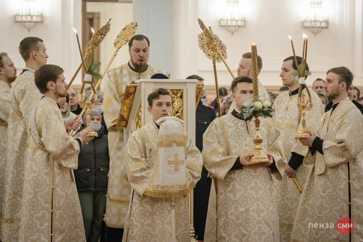 Служба на рождество 2024 до скольки. Храм спаса нерукотворного в ново огарево. Богослужение на рождество христово. Служба на рождество 2024 до скольки. Служба на рождество 2024 до скольки.