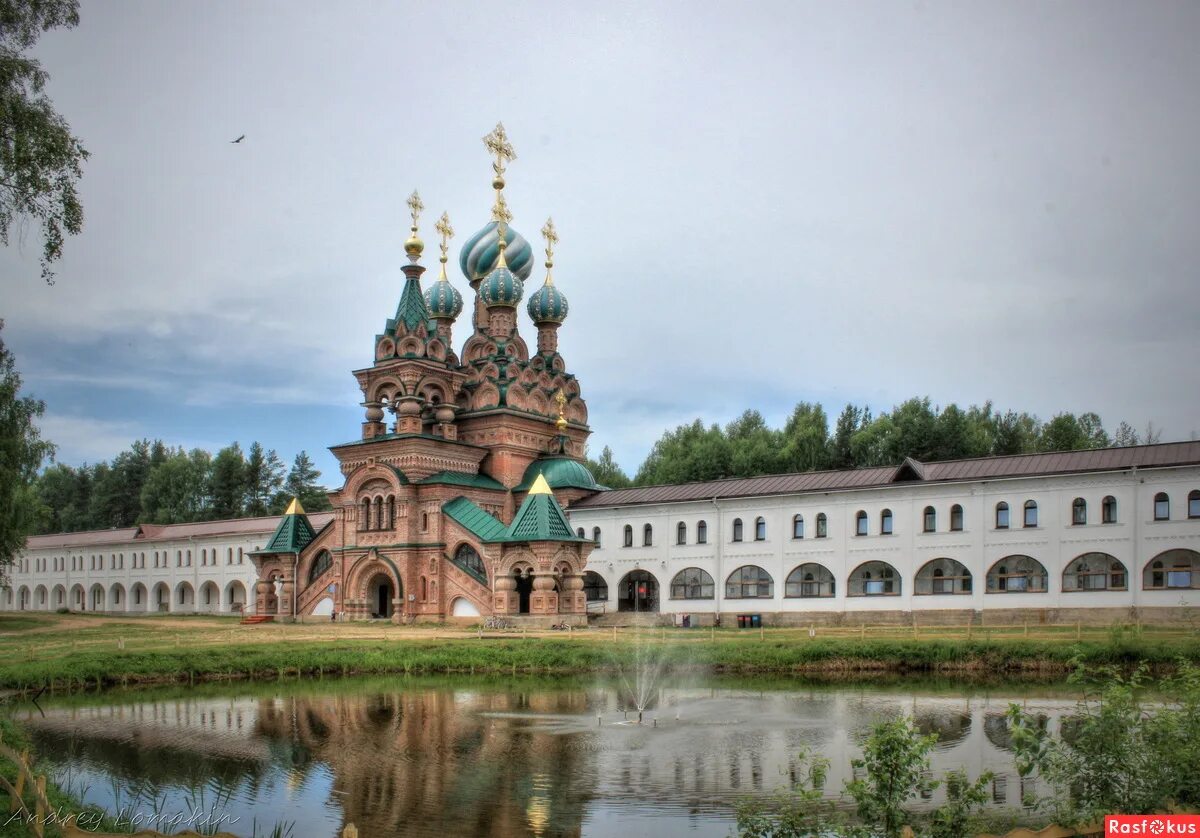 Николо-Сольбинский женский монастырь в Переславском районе Ярославской области (