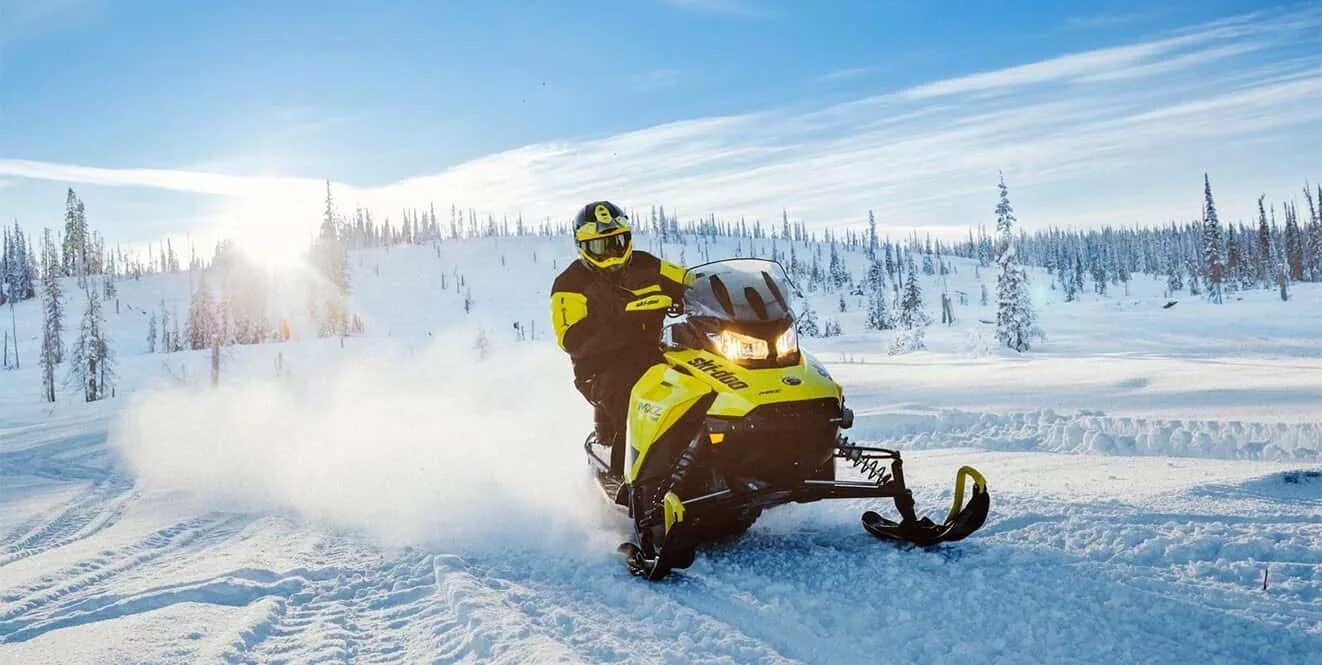 Ski Doo MXZ 600 RS. BRP Ski-Doo MXZ X 850 E-Tec. MXZ X 850 E-Tec 2018. БРП снегоходы спорт 2023. Ski doo 600 e tec