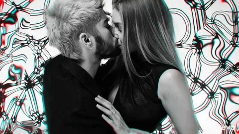 Main title the kiss gigi
