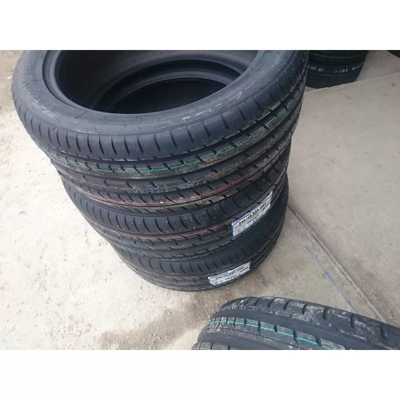 Toyo sport отзывы. Шины Toyo PROXES t1 Sport. Toyo PROXES Sport 215/50 r17. 255/40 R19 Toyo PROXES Sport 100y. Toyo PROXES t1 Sport 235/45 r18.