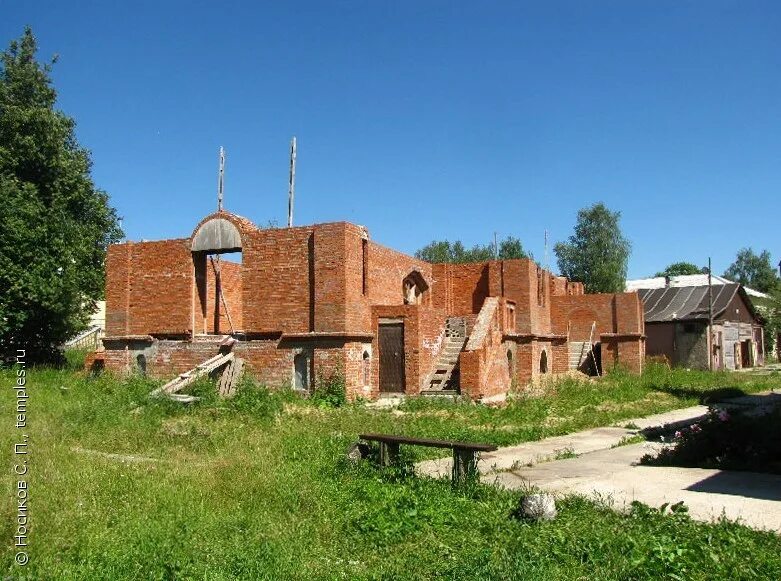 Пос икша. Поселок Икша Дмитровский район. Город Икша Московской области. Рабочий посёлок Икша. Храм в Икша Московская область.