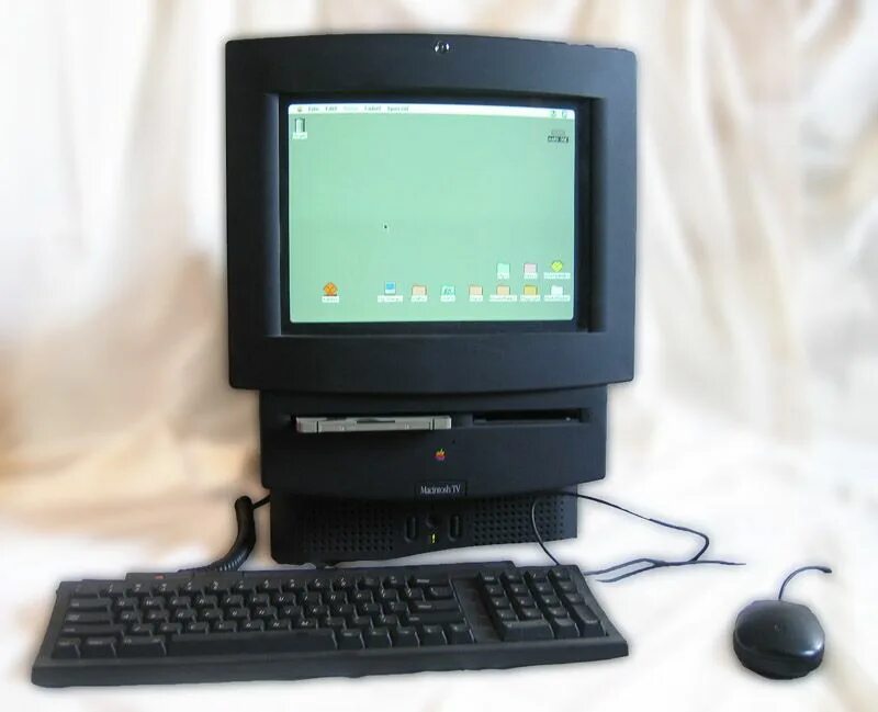Компьютеры 90 х годов. Макинтош 90-х годов. Макинтош эпл 1993. Макинтош 90х. Macintosh LC 580.