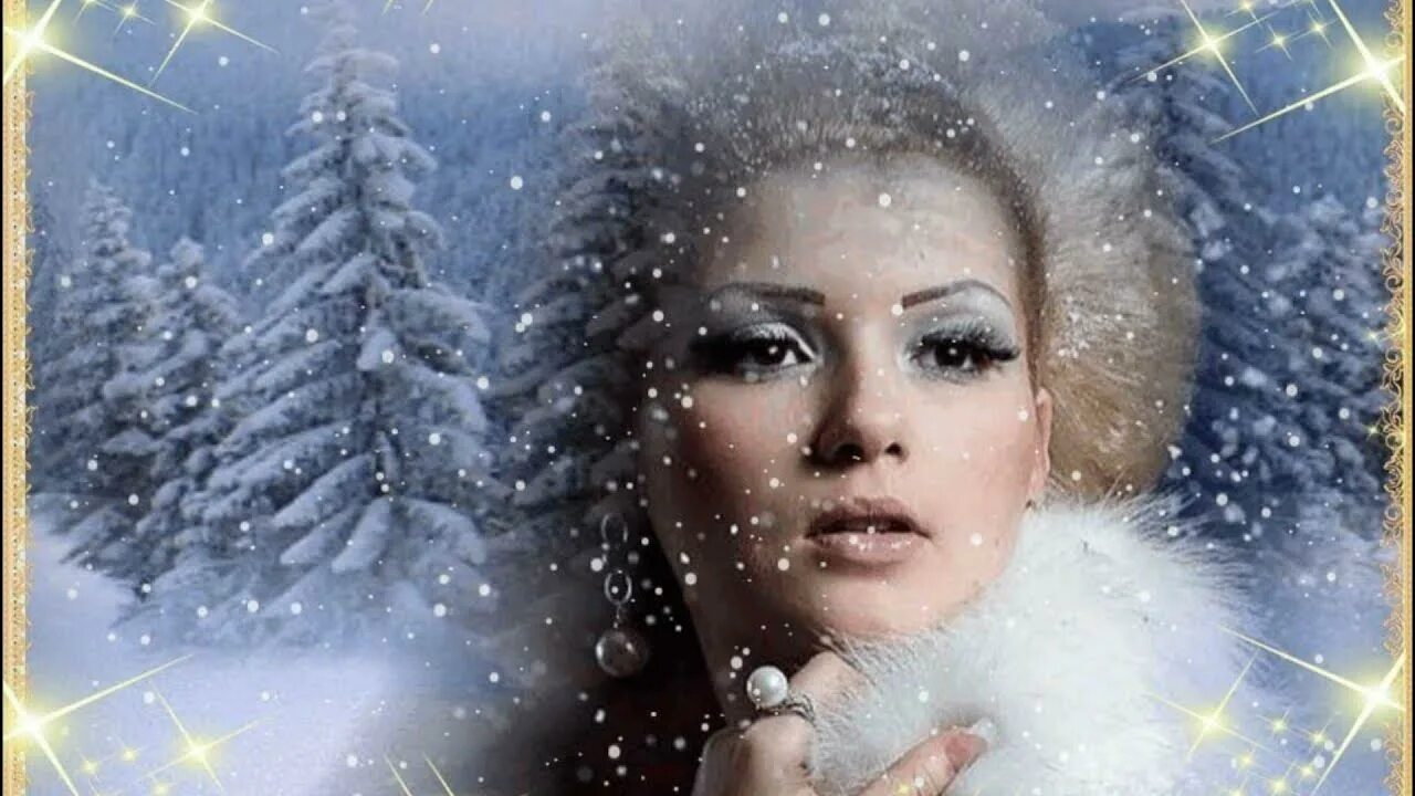Снег летит. Девушка снежинка. Снежинка тает на губах песня. Снег на губах. Мужчина и женщина зимой.