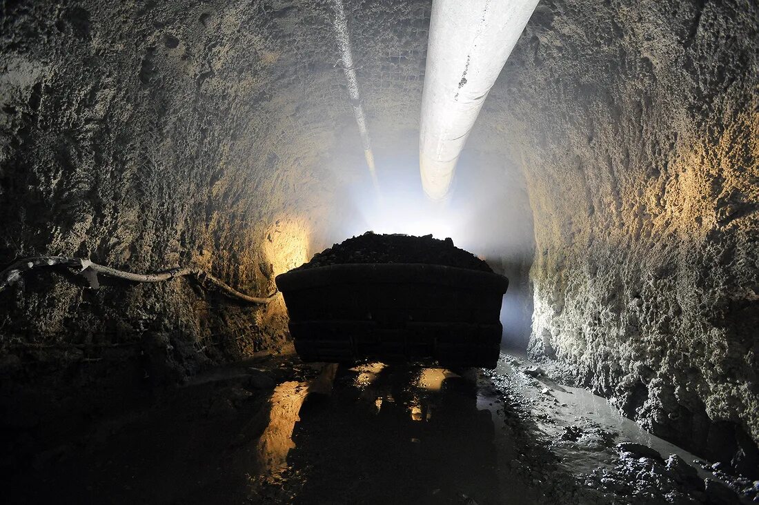 Рудник заполярный. Рудник заполярный медвежий ручей. Рудники норильска. Рудник северный заполярный. Рудник заполярный норильск.